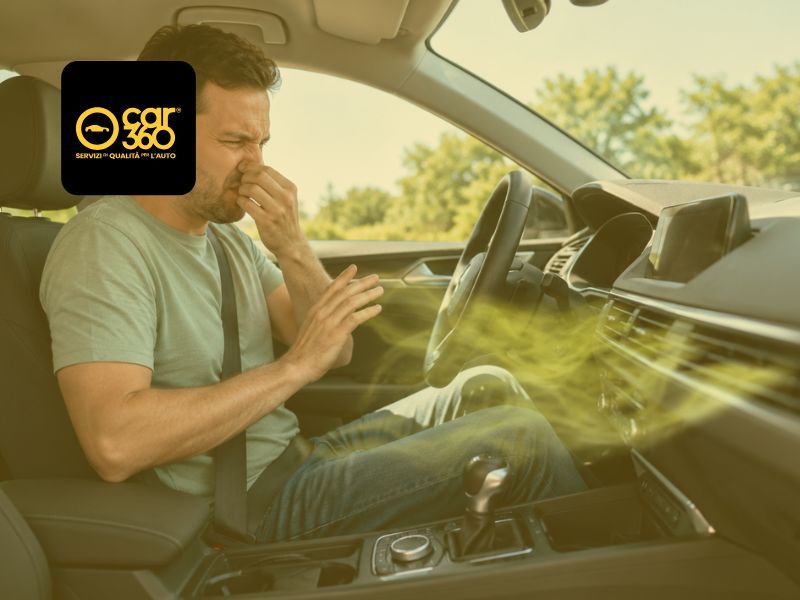 Aria condizionata auto che puzza? Ecco perché succede (e cosa rischi davvero)